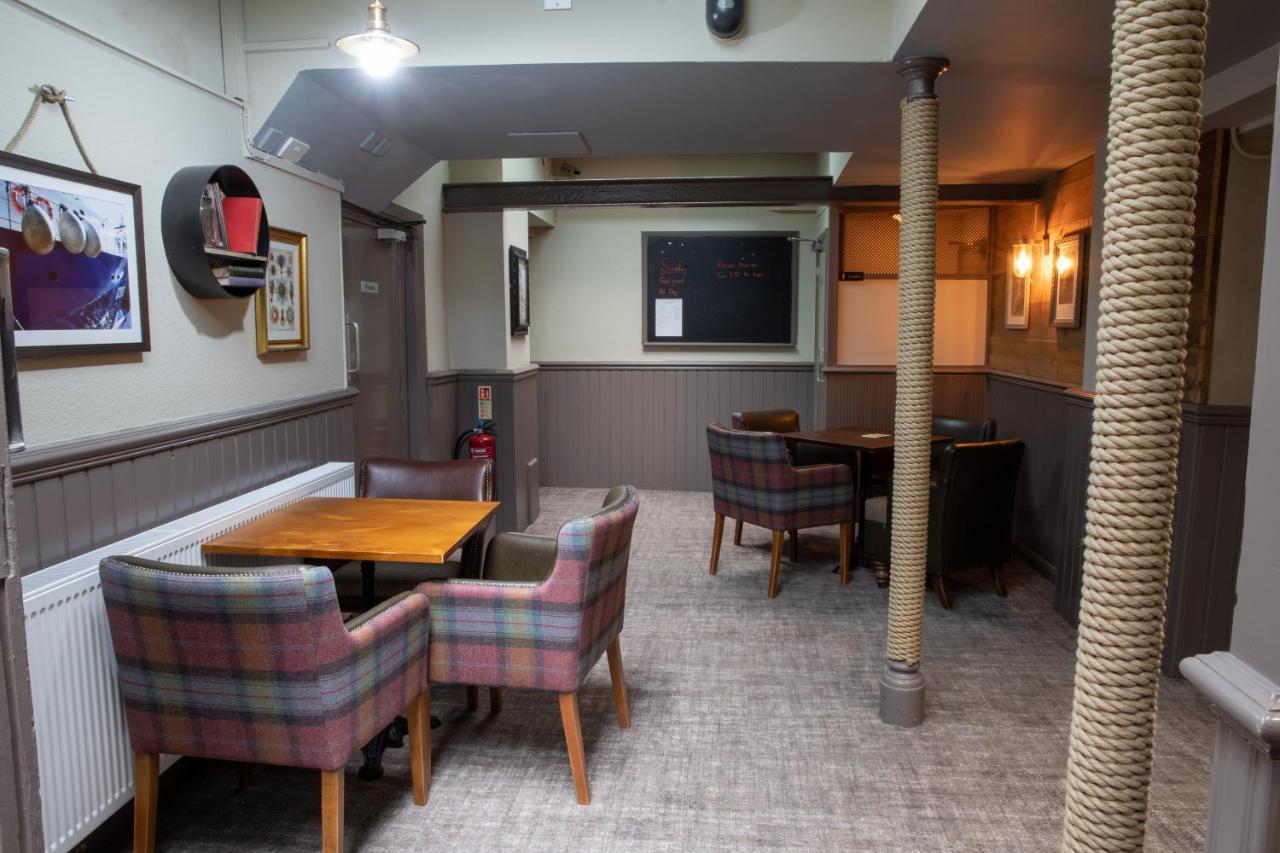 The Seale Arms Hotel Dartmouth Exterior foto